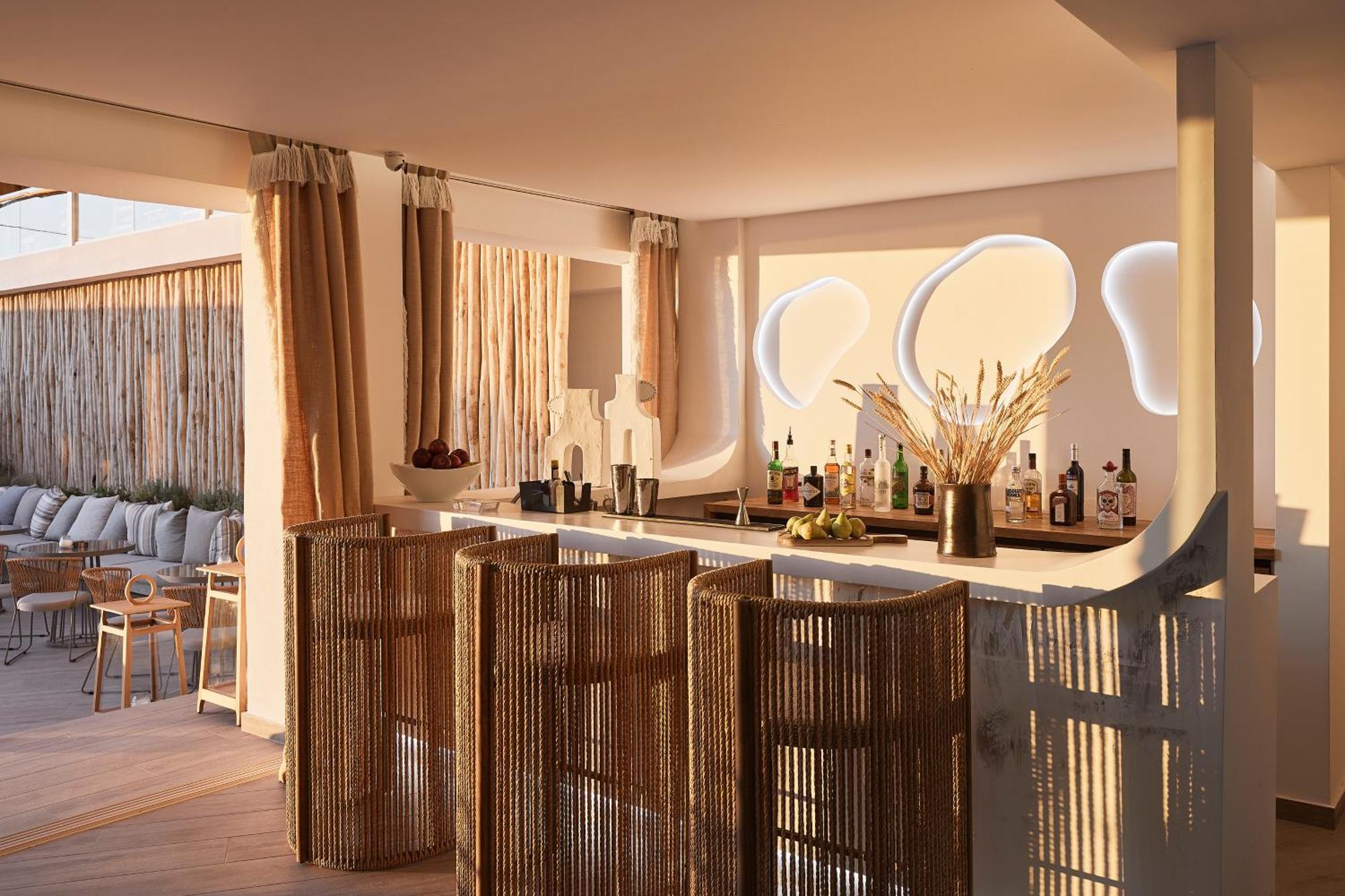 Kythnos Bay Hotel Loutrá Buitenkant foto