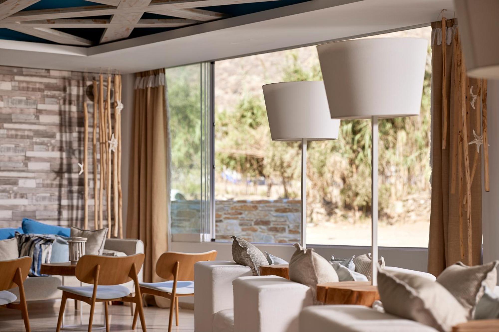 Kythnos Bay Hotel Loutrá Buitenkant foto