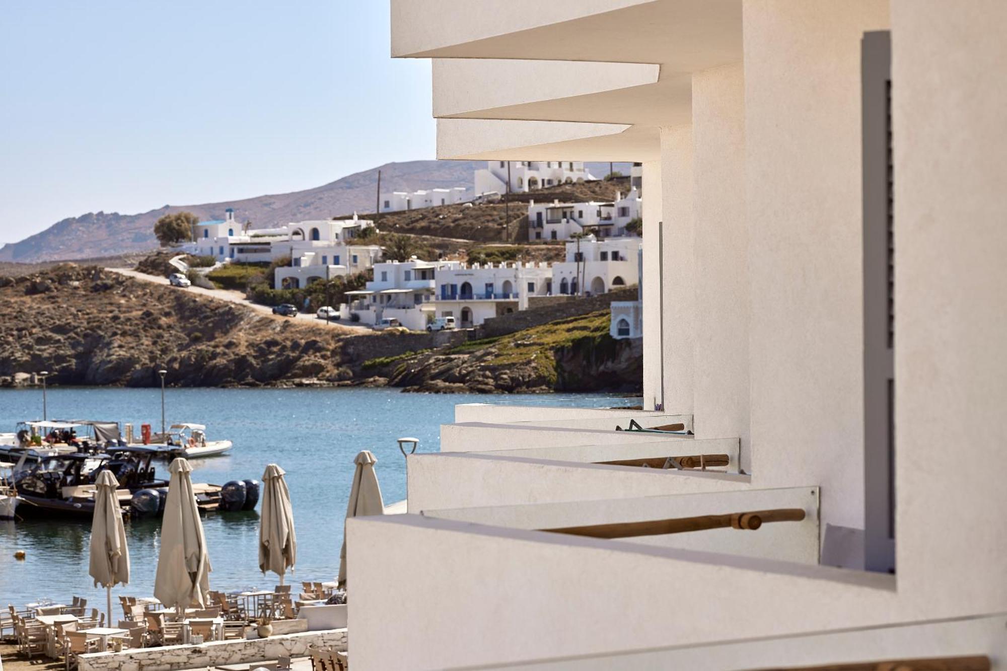Kythnos Bay Hotel Loutrá Buitenkant foto